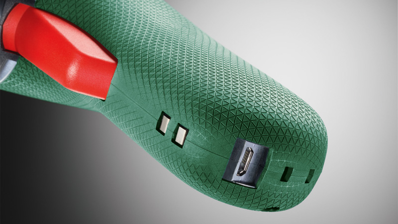 Dvojí způsob nabíjení přes mikro USB