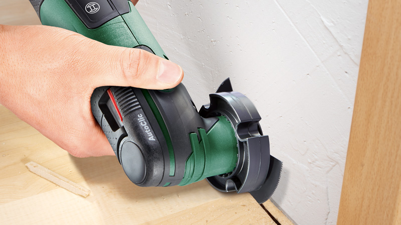 Limitaţi adâncimea de tăiere la tăierea cu pânză de ferăstrău segmentată